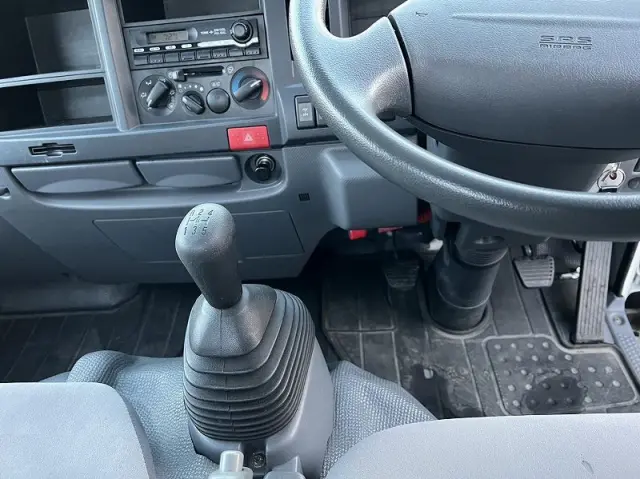 いすゞ エルフ TKG-NHS85A(4WD)の写真23