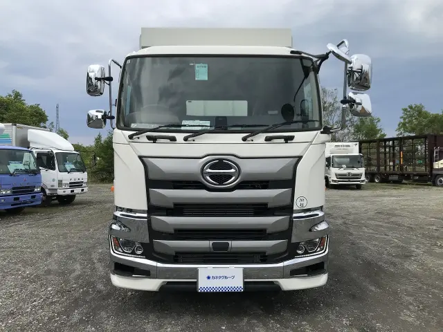 日野 プロフィア 2DG-FS1AHE(6x4)の写真3