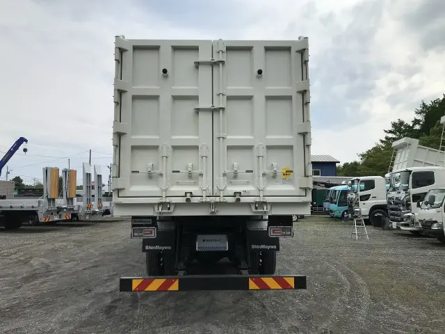 日野 プロフィア 2DG-FS1AHE(6x4)の写真5