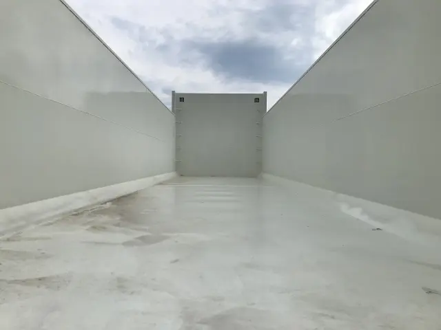 日野 プロフィア 2DG-FS1AHE(6x4)の写真7