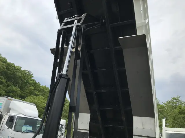 日野 プロフィア 2DG-FS1AHE(6x4)の写真11