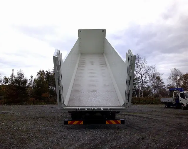 日野 プロフィア 2DG-FS1AHE(6x4)の写真9