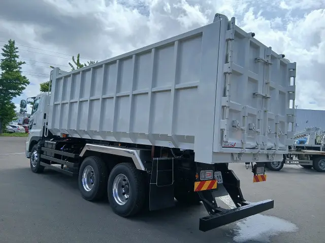日野 プロフィア 2DG-FS1AJE(6x4)の写真4