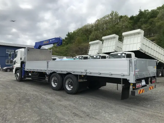 日野 プロフィア 2DG-FS1AHC(6x4)の写真4