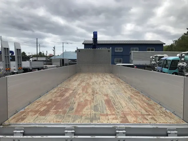 日野 プロフィア 2DG-FS1AHC(6x4)の写真7