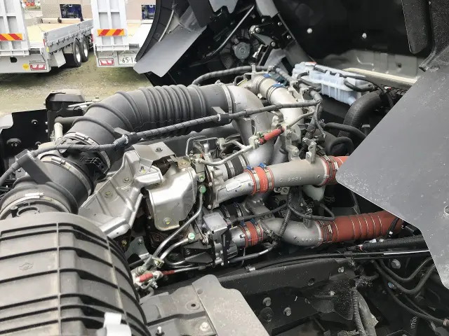 日野 プロフィア 2DG-FS1AHC(6x4)の写真20