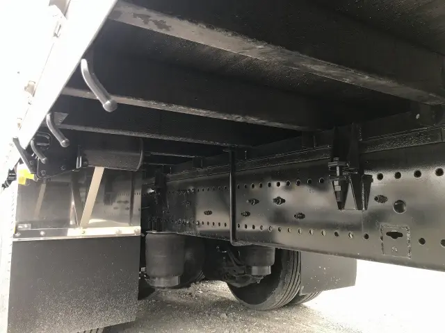 日野 プロフィア 2DG-FS1AHC(6x4)の写真13