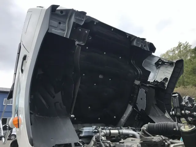 日野 プロフィア 2DG-FS1AHC(6x4)の写真18