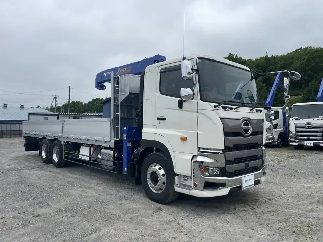 日野 プロフィア 2DG-FS1AHC(6x4)の写真2