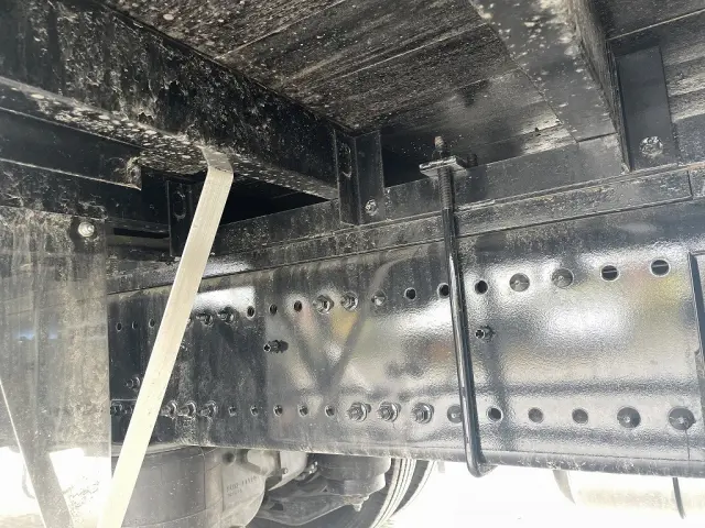 日野 プロフィア 2DG-FS1AHC(6x4)の写真17