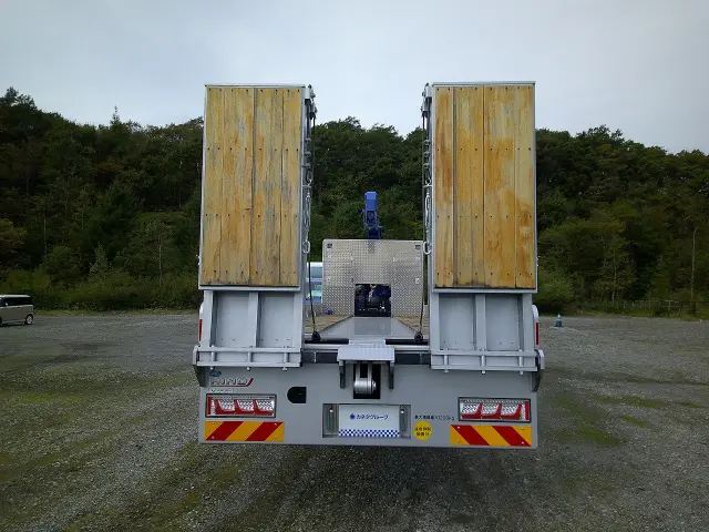 日野 プロフィア 2DG-FS1AHE(6x4)の写真5