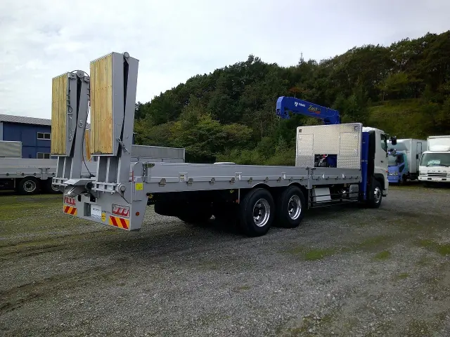 日野 プロフィア 2DG-FS1AHE(6x4)の写真6