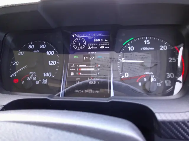 日野 プロフィア 2DG-FS1AHE(6x4)の写真24