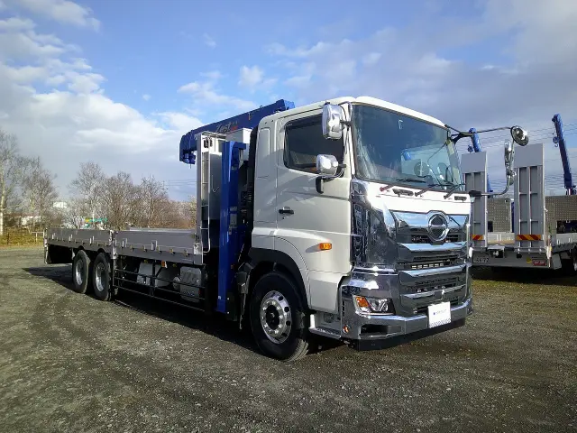 日野 プロフィア 2DG-FS1AHE(6x4)の写真2