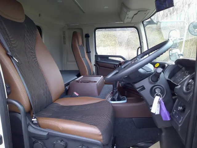 日野 プロフィア 2DG-FS1AHE(6x4)の写真22