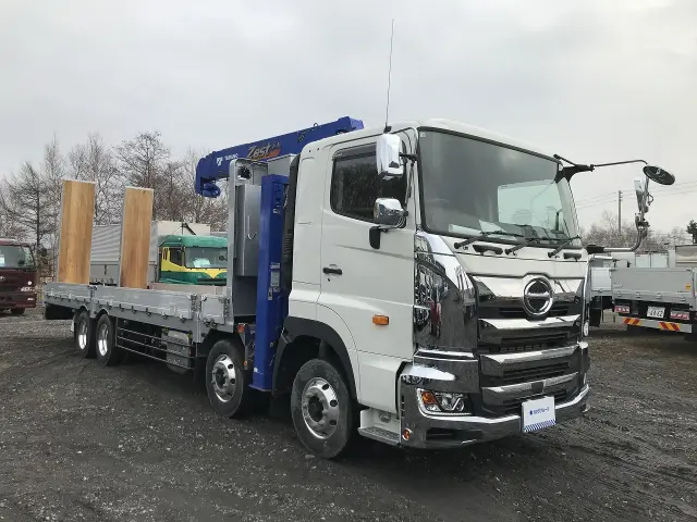 日野 プロフィア 2DG-FW1AHC(8x4)の写真2