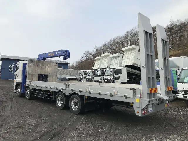 日野 プロフィア 2DG-FW1AHC(8x4)の写真4