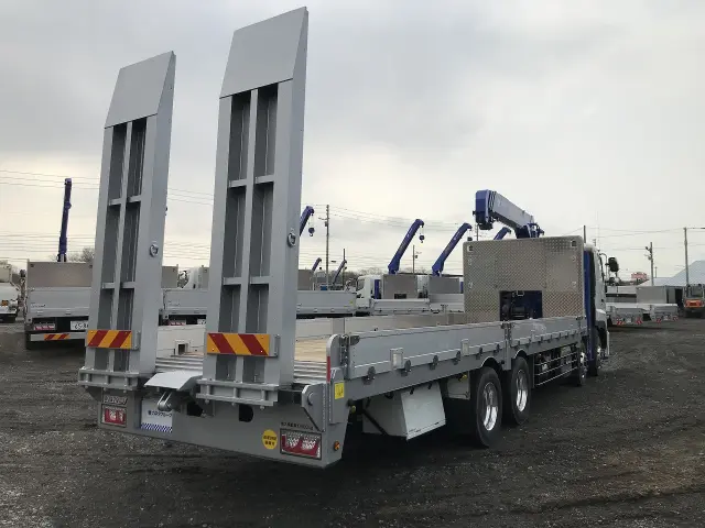 日野 プロフィア 2DG-FW1AHC(8x4)の写真6