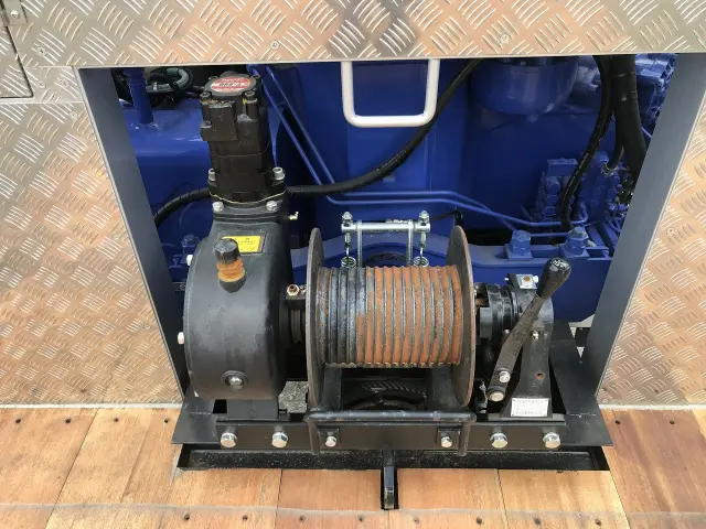 日野 プロフィア 2DG-FW1AHC(8x4)の写真13