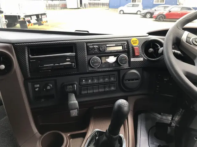 日野 プロフィア 2DG-FW1AHC(8x4)の写真23