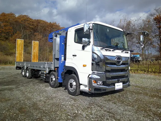 日野 プロフィア 2DG-FW1AHC(8x4)の写真2