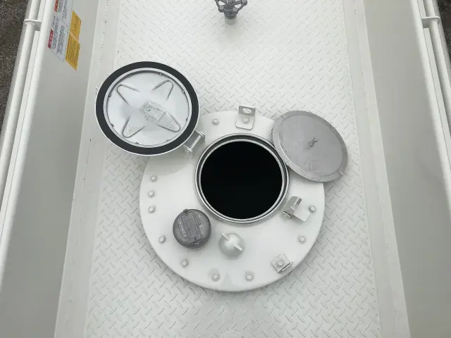 日野 デュトロ 2DG-XZU685M(4WD)の写真8