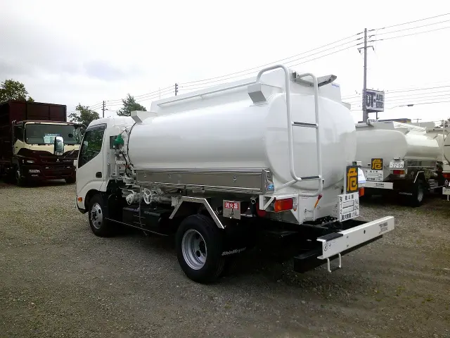 日野 デュトロ 2DG-XZU685M(4WD)の写真4