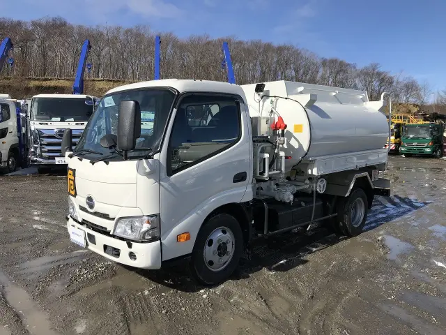 日野 デュトロ 2DG-XZU685M(4WD)の写真1