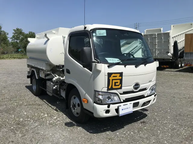 日野 デュトロ 2DG-XZU685M(4WD)の写真2