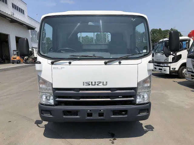 いすゞ エルフ TDG-NP85AR(4WD)の写真3
