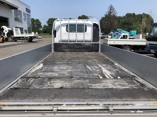 いすゞ エルフ TDG-NP85AR(4WD)の写真7