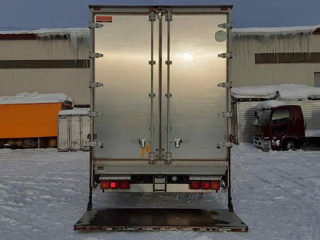 いすゞ フォワード SKG-FRR90S2(2WD)の写真7