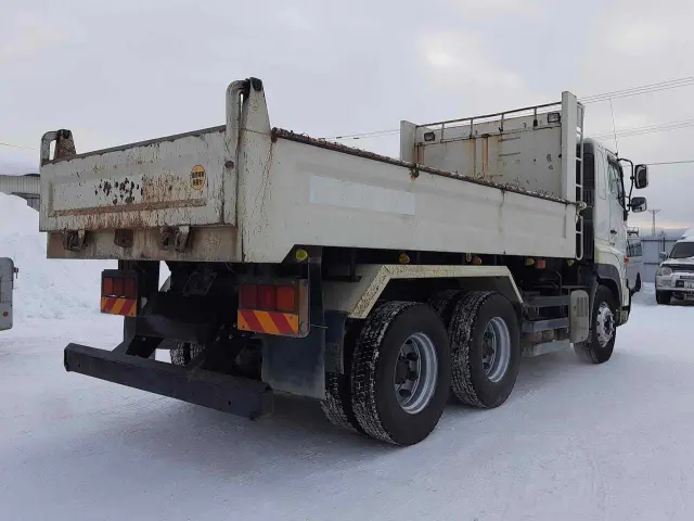 日野 プロフィア QKG-FS1EKDA(6x4)の写真6