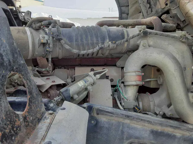 日野 プロフィア QKG-FS1EKDA(6x4)の写真20