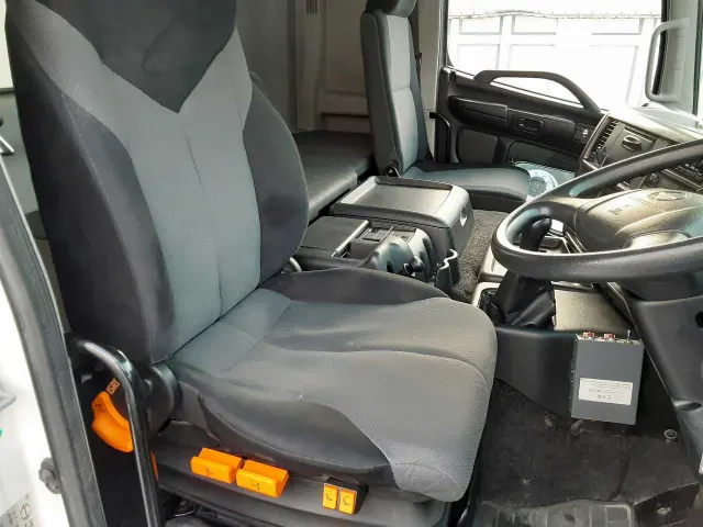 日野 プロフィア QKG-FS1EKDA(6x4)の写真22