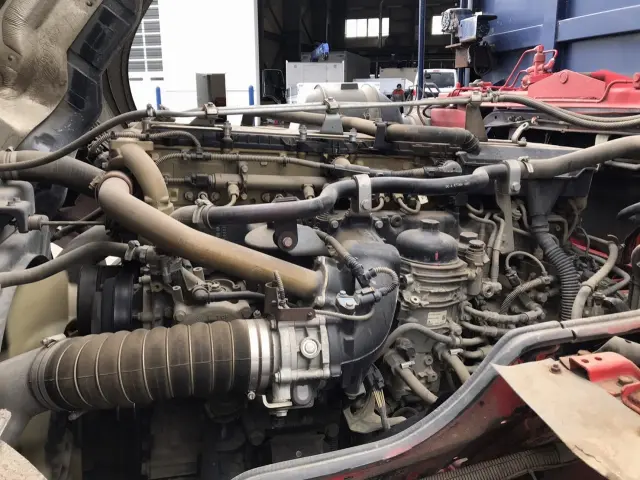 三菱 スーパーグレート QKG-FV60VX(6x4)の写真21