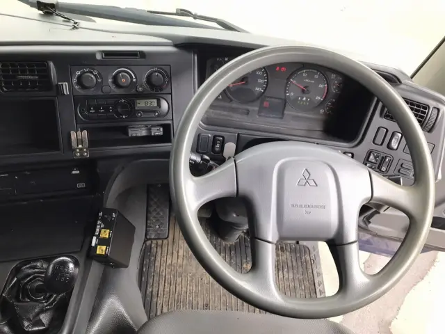 三菱 スーパーグレート QKG-FV60VX(6x4)の写真23