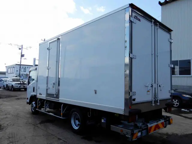 いすゞ エルフ TPG-NPR85AN(2WD)の写真4