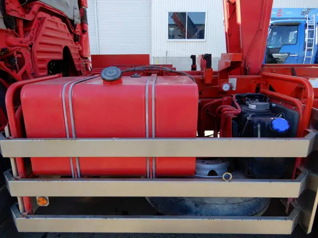 日野 プロフィア QKG-FS1EKDA(6x4)の写真16