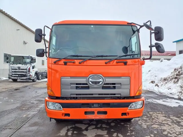 日野 プロフィア QKG-FS1AKAA(6x4)の写真3