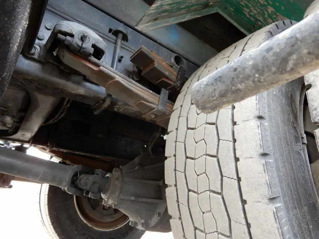 いすゞ フォワード LKG-FTR90S2(2WD)の写真12