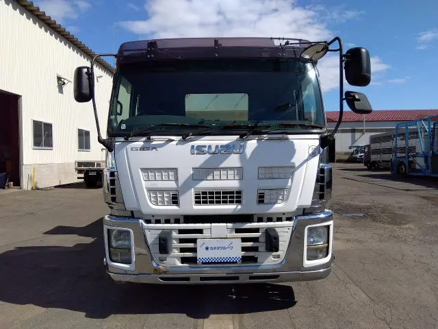 いすゞ ギガ QKG-CYZ77A(6x4)の写真3