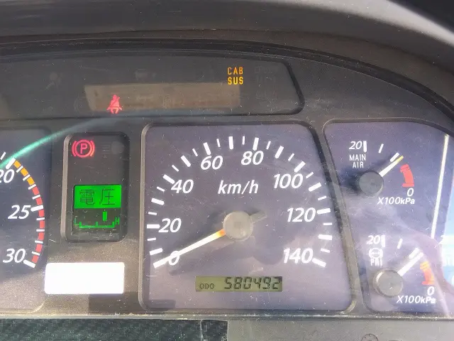 いすゞ ギガ QKG-CYZ77A(6x4)の写真24