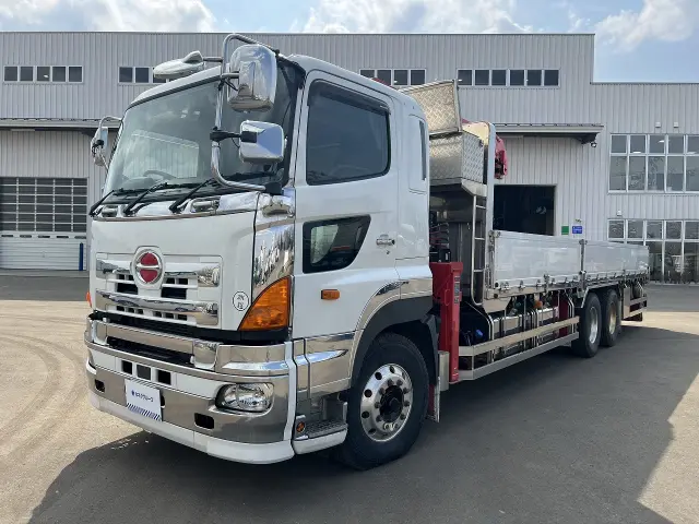 日野 プロフィア QPG-FS1EWEG(6x4)の写真1