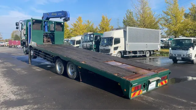 いすゞ ギガ QKG-CYH77A(8x4)の写真7