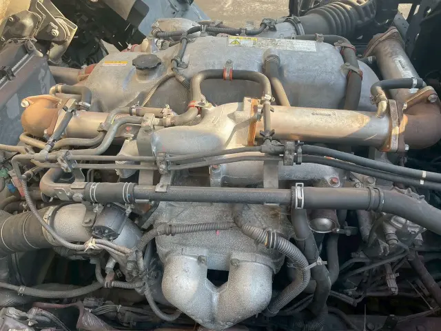 いすゞ ギガ QKG-CYH77A(8x4)の写真19