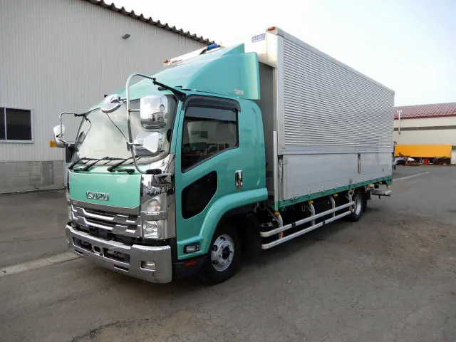 いすゞ フォワード 2RG-FRR90S2(2WD)の写真1