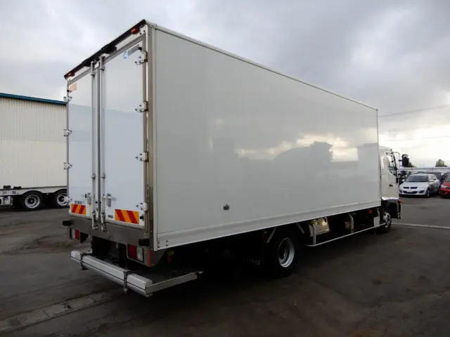 日野 レンジャー 2KG-FD2ABG(2WD)の写真6