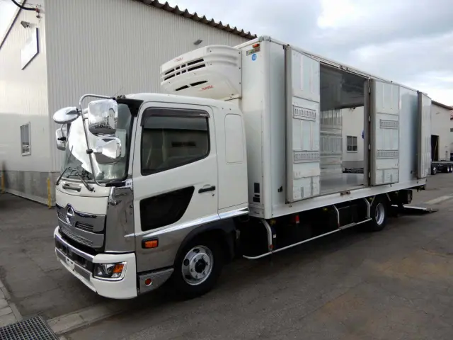 日野 レンジャー 2KG-FD2ABG(2WD)の写真9