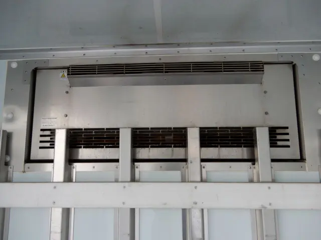 日野 レンジャー 2KG-FD2ABG(2WD)の写真12